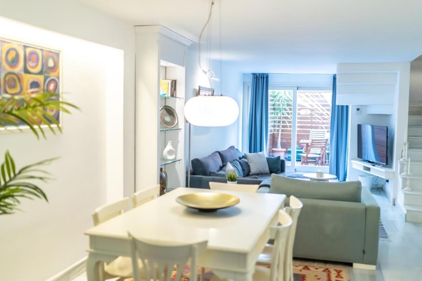 Duplex Modern Gem With Terrace Daire *
