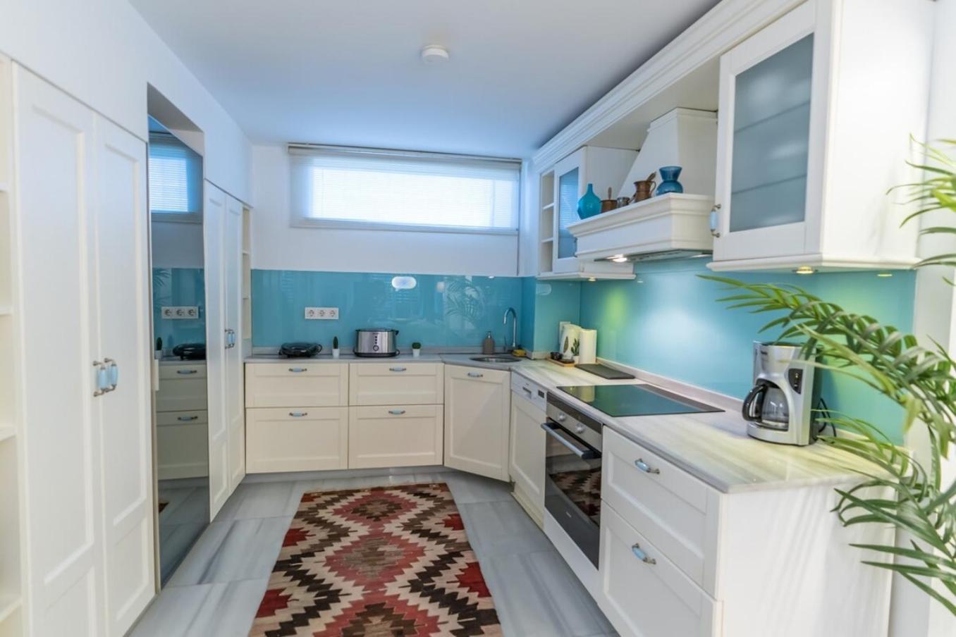 Duplex Modern Gem With Terrace Daire İstanbul