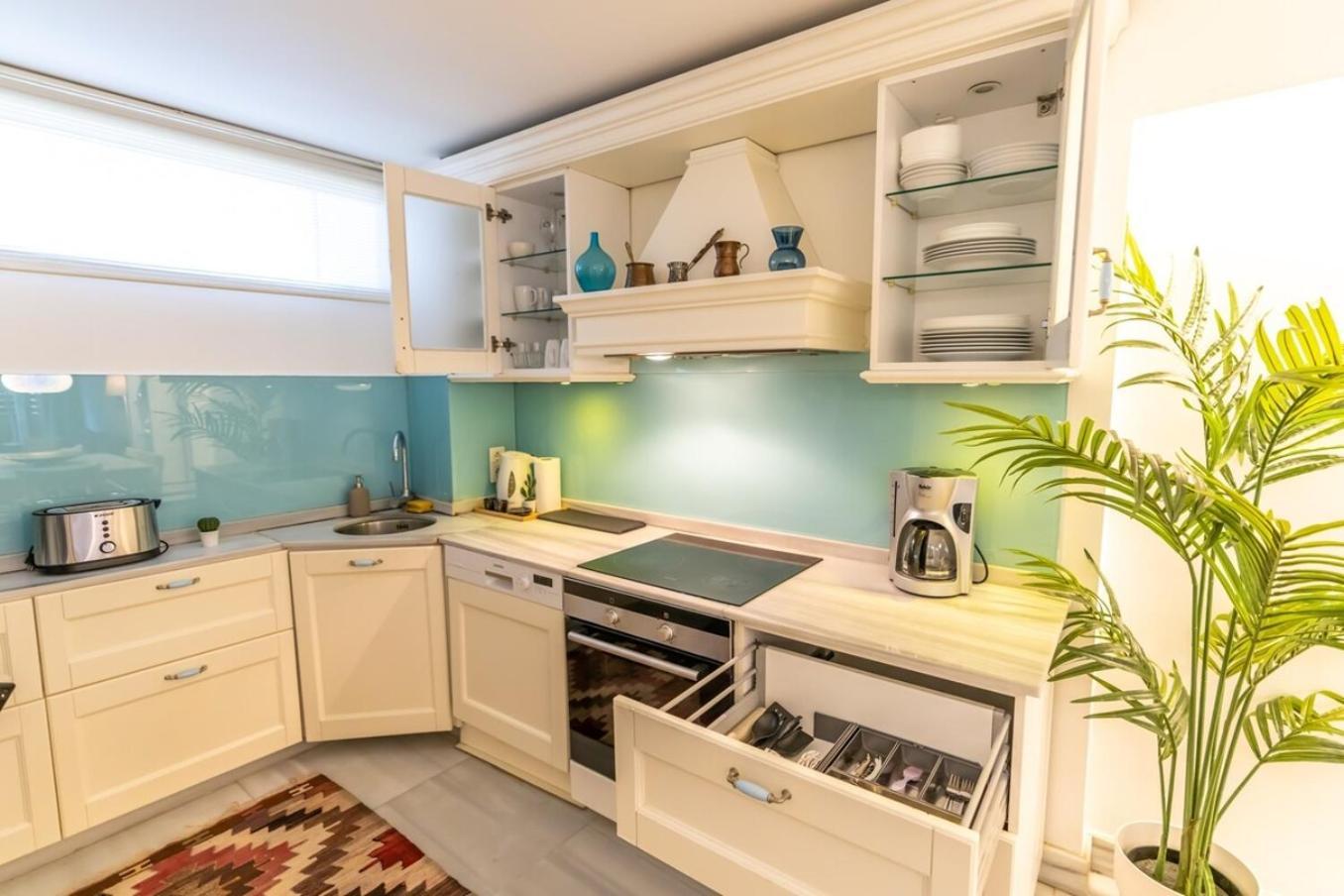 Duplex Modern Gem With Terrace İstanbul