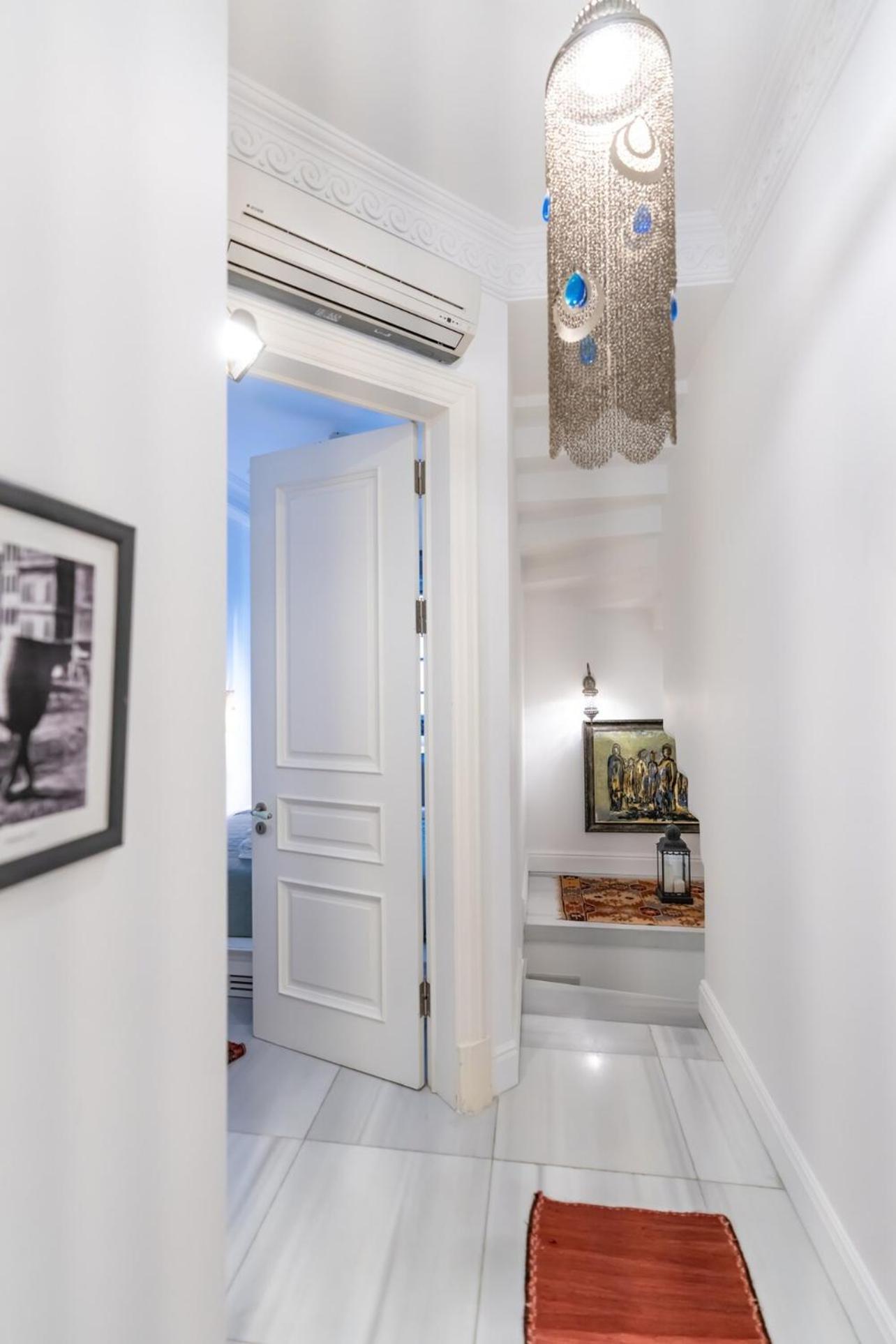 Duplex Modern Gem With Terrace Daire İstanbul