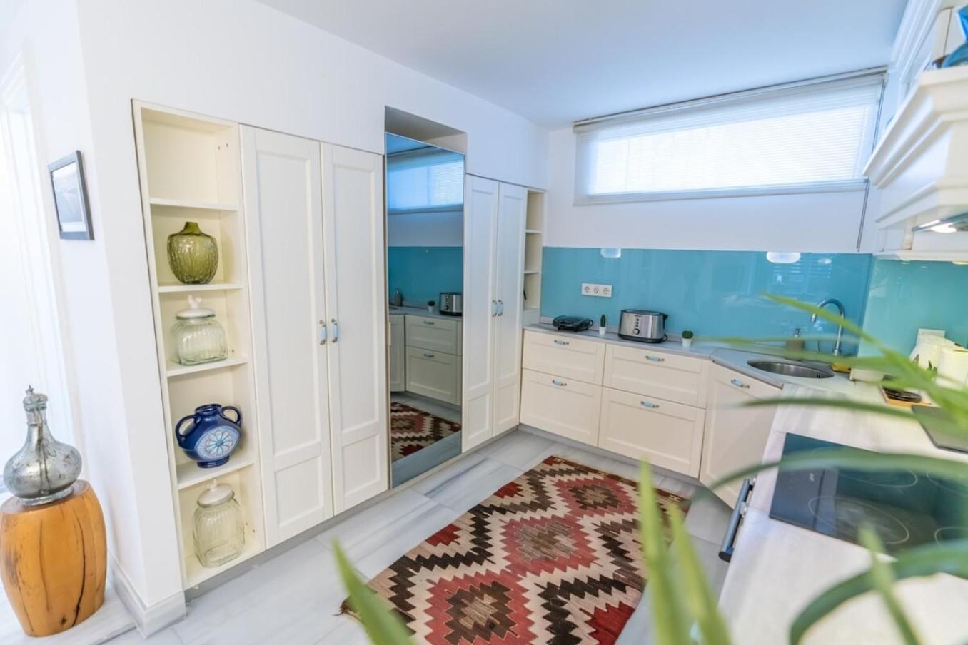 Duplex Modern Gem With Terrace Apartment Istanbul
