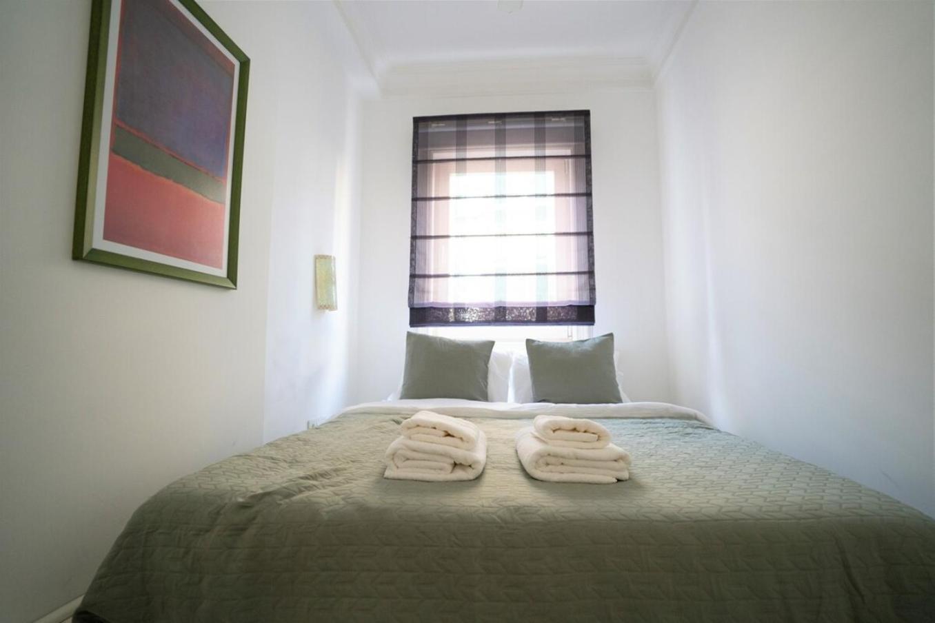 Duplex Modern Gem With Terrace * Istanbul