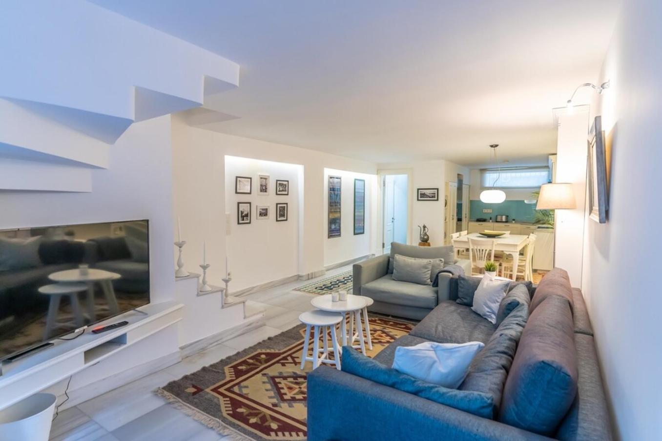 Apartment Duplex Modern Gem With Terrace Istanbul